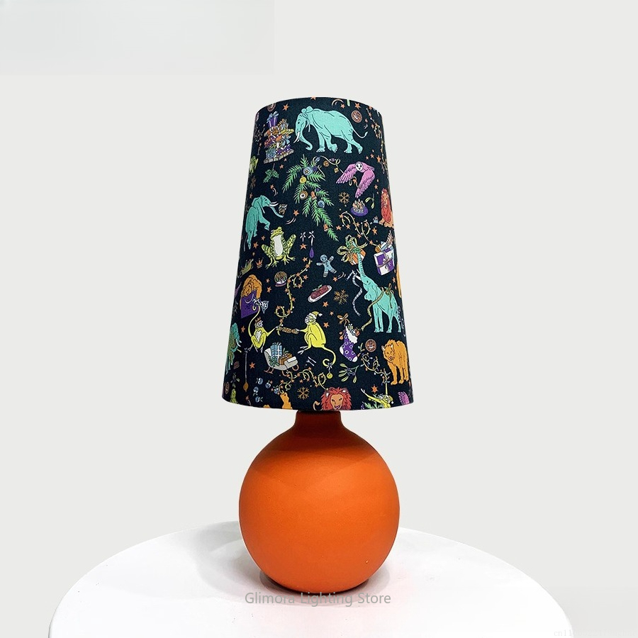 Orange Sphere Table Lamp: UK L - Century Textile & Sewing Supply Avenue C North Saskatoon Sk recension och pris